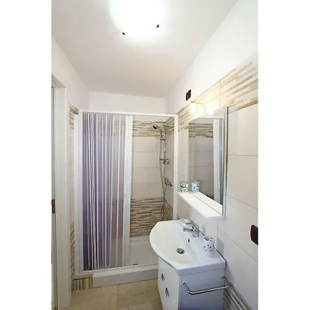 Red Apartment *