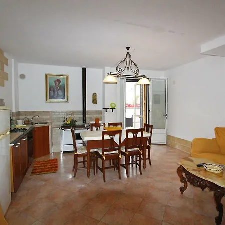 Red Apartment *